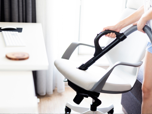 Jak wyczyścić fotel gamingowy? Praktyczne wskazówki dla graczy