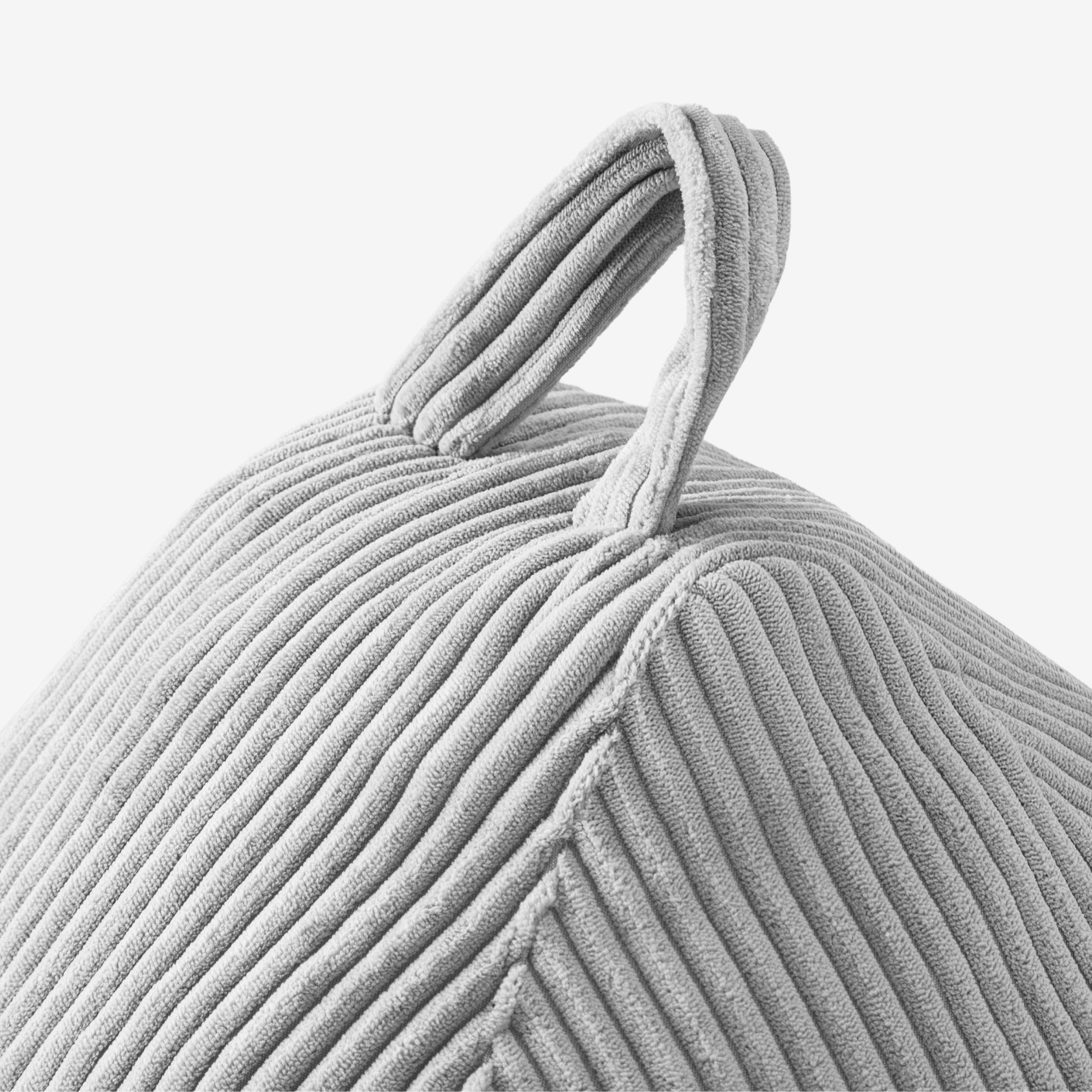 Fotoliu puf din catifea raiată gri Mark Adler Comfy 1.0 Grey