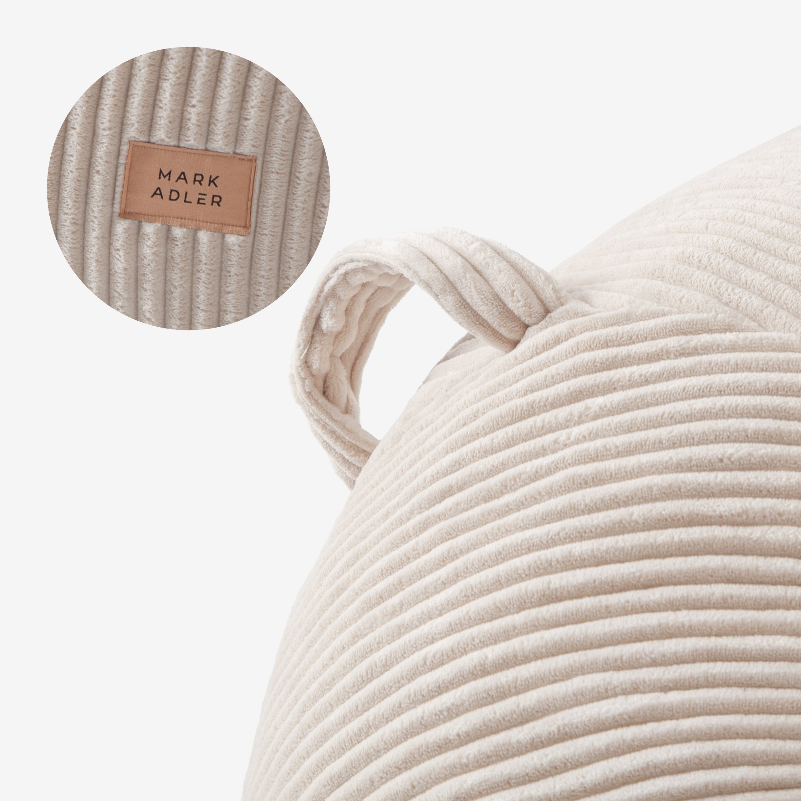 Fotoliu puf din catifea raiată cu suport pentru picioare Mark Adler Comfy 3.0 Beige