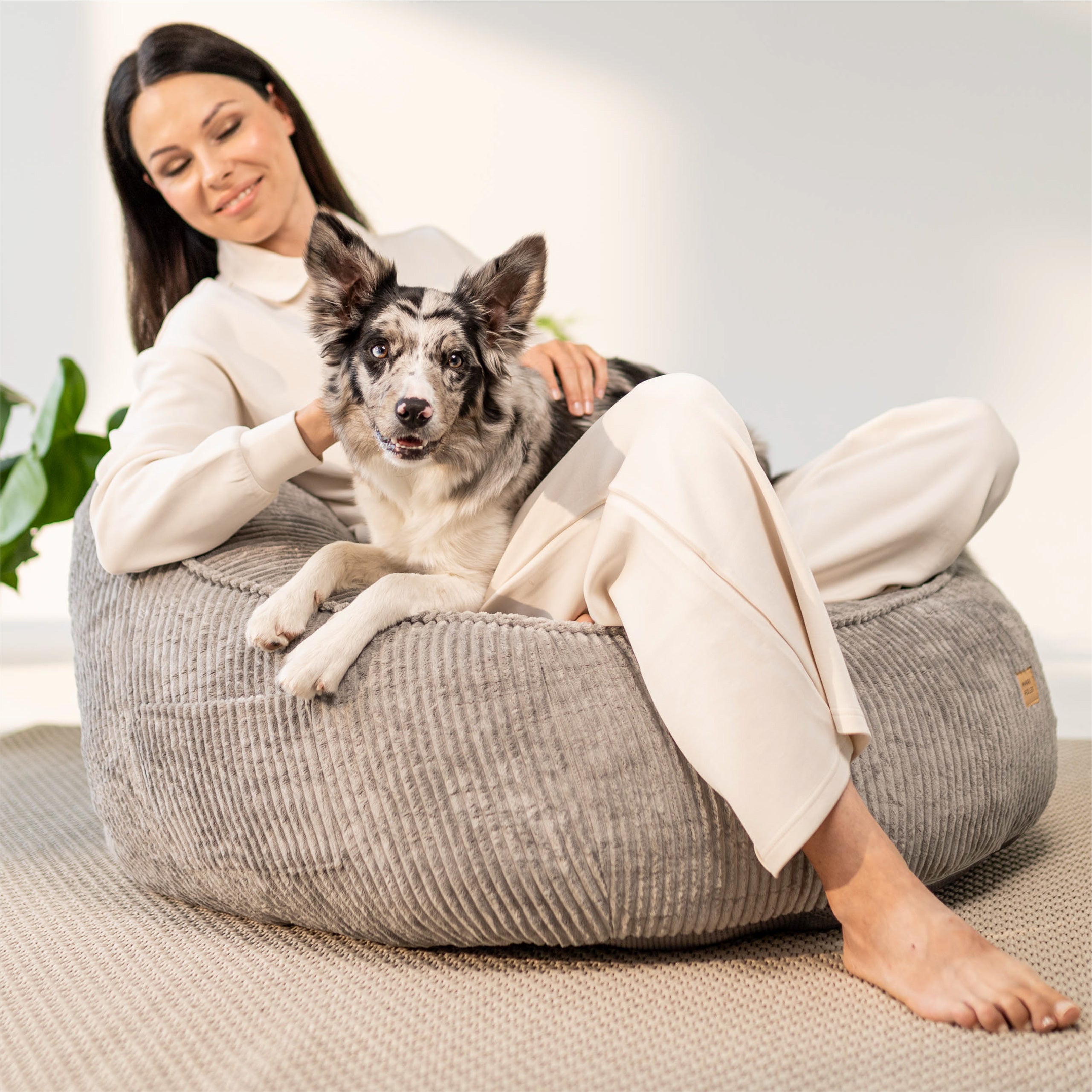 Fotoliu puf cu spătar din raiat Mark Adler Comfy 4.0 Grey