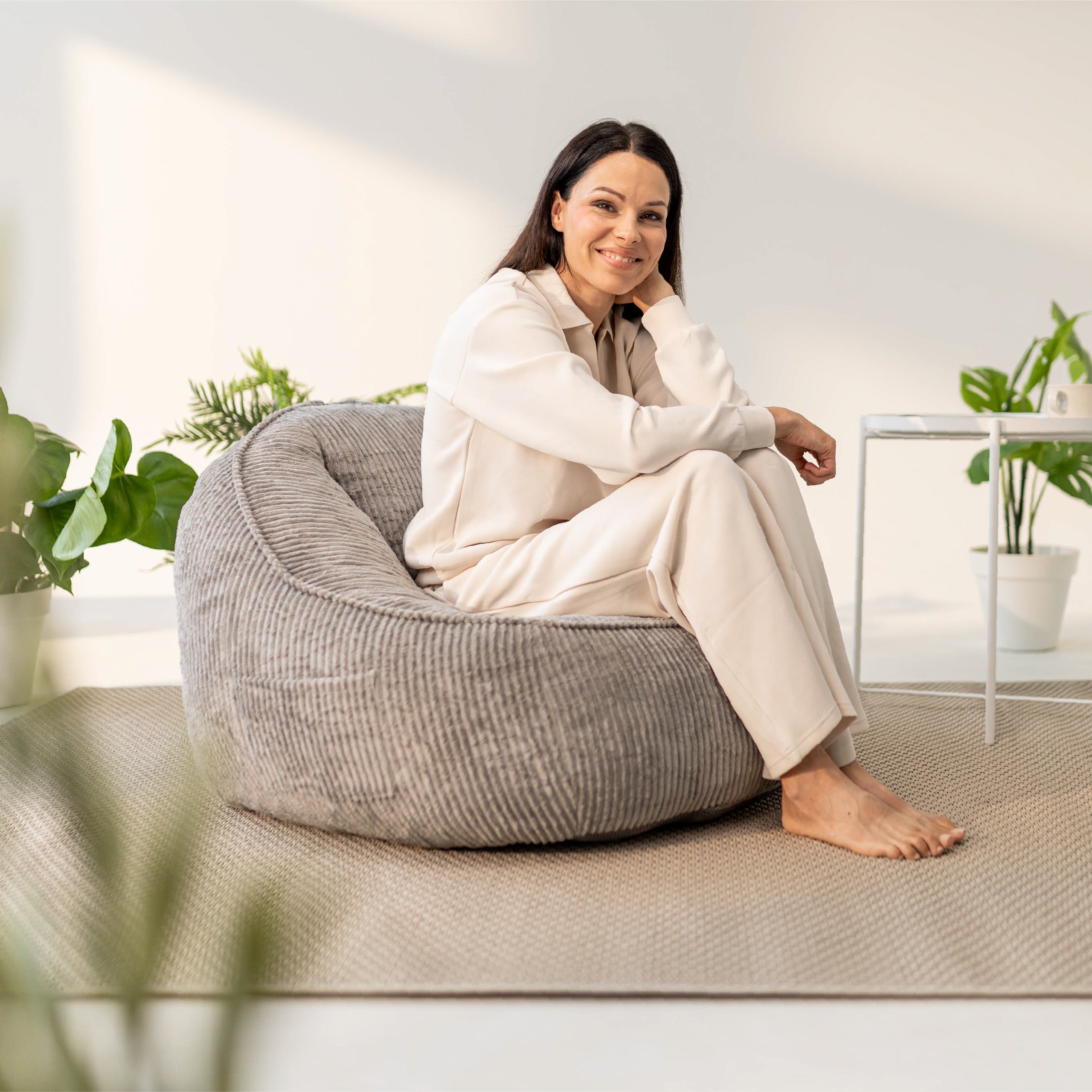 Fotoliu puf cu spătar din raiat Mark Adler Comfy 4.0 Grey